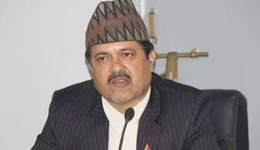 प्रतिनिधिसभा विघटनको ‘राजपत्रमा सूचना खोई ?’ भनेर सोधेपछि महान्यायाधिवक्ता इजलासबाट ‘गायब’