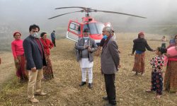देउवा सवार हेलिकप्टर गोरखामा आकस्मिक अवतरण
