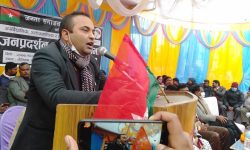 प्रधानमन्त्री संघीयता र गणतन्त्र समाप्त पार्न अग्रसर : केशव झा