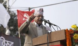 ओलीले पार्टीभित्र निषेध गर्दा हायलकायल माधव समूह