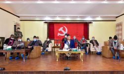 नेकपा अध्यक्ष ओलीद्वारा केन्द्रीय सदस्यलाई शपथ