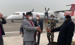 धनगढी आइपुगे प्रचण्ड