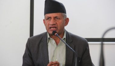 जनताप्रति विश्वास नहुँदा प्रचण्ड पक्षधर गलत बाटोमा : परराष्ट्रमन्त्री ज्ञवाली