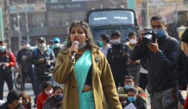 सडकमै ‘राष्ट्रियसभा’को बैठक !