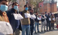 ‘तिम्रा बर्बर स्वेच्छाचारका विरुद्ध हामी भने निरन्तर आवाज उठाइरहन्छौँ’