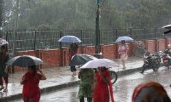 काठमाडौंमा रातभर झरी, वर्षाले शीतल !