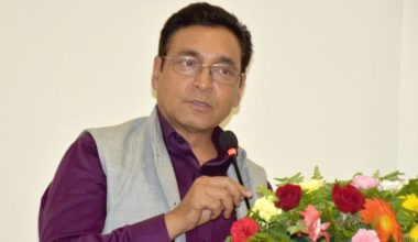 एमसीसीलाई बन्धक नबनाऔँ : ऊर्जामन्त्री रायमाझी