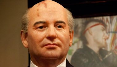 पुटिन र बाइडेनलाई आणविक हतियार नियन्त्रणमा केन्द्रित हुन गोर्भाचोवको आग्रह