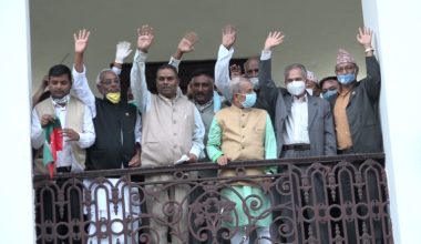 प्रचण्ड-माधव र जसपाबीच सत्ता साझेदारीको विषयमा छलफल हुँदै