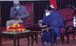 आफ्नो जीवनकालमै हुलाक टिकट प्रकाशन हुने सत्यमोहन जोशी पहिलो व्यक्ति