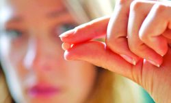 शारिरिक सम्बन्ध राखी प्रेमीले धाेका दिएपछि धमाधम गर्भपतन