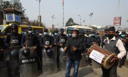 बालाजु सडक विस्तारविरुद्ध प्रदर्शन