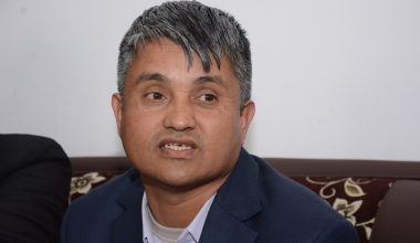 ‘प्रचण्ड र नेपाल प्रधानमन्त्री बन्नु गोरु ब्याएर बिगौती खानु जस्तै हो’