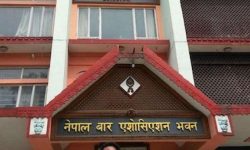 ‘सर्वोच्चको फैसलाले संवैधानिक समस्यालाई निकास दिएको छ’