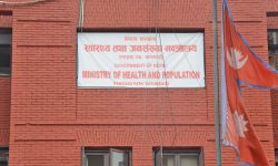 डाक्टरको परामर्श शुल्क बढाउने निर्णयप्रति स्वास्थ्य मन्त्रालयको असहमति