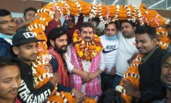 जनकपुरमा प्रदेश प्रमुख झालाई १ सय १ किलोको मालाले स्वागत