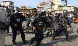 कोटेश्वरमा प्रहरी र बन्दकर्ताबीच झडप, अवस्था तनावग्रस्त