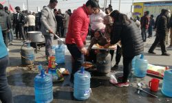 कोटेश्वरको बीच सडकमा प्रचण्ड–नेपाल समूहको भोज भतेर