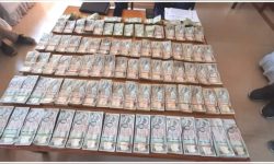 स्रोत नखुलेको ४९ लाख नेपाली रुपैयाँसहित दुई भारतीय नागरिक पक्राउ