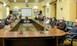 चुनावको तयारी नरोक्न प्रधानमन्त्री ओलीको आग्रह