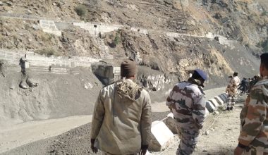 भारतको उत्तराखण्डमा हिमताल फुट्यो : धौलीगङ्गा नदीमा बाढी, एक सय ५० मजदुर वेपत्ता