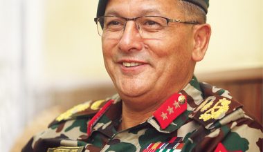 प्रधानन्यायाधीशसँग प्रधानसेनापतिको ‘विवादास्पद’ भेट