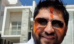 रवि लामिछानेले ल्याए ग्यालेक्सी फोरके टेलिभिजन