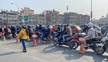 ट्राफिक व्यवस्थापन चुस्त पार्न स्वयंसेवक परिचालन