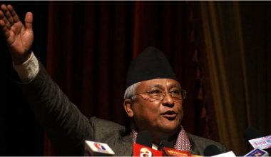 प्रतिनिधिसभा पुनःस्थापनापछि शिक्षामन्त्री ‘सक्रिय’ : निजी कलेजहरुलाई धमाधम सम्बन्धन