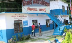 चार दिन विद्यालय बन्द गर्ने सरकारको निर्णय तनहुँको भिमाद नगरपालिकाले नमान्ने