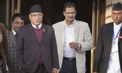 संसद् सचिवालय पुगेर प्रचण्ड–नेपालले भेटे सभामुख