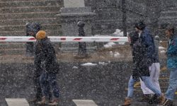 अमेरिकामा हिमपात, डेन्भरमा दुई हजार उडान रद्द