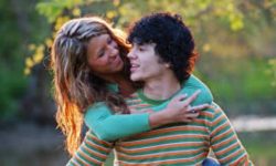 देवघाटमा श्रीमतीले श्रीमान् बोकेर दौडिने प्रतियोगिता