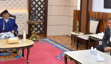 प्रधानमन्‍त्री ओली र नेत्रविक्रम चन्‍दबीच भेटवार्ता