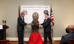 पाटनबाट ३६ वर्षअघि हराएको मूर्ति अमेरिकाद्वारा नेपाललाई हस्तान्तरण