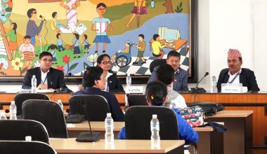 फास्ट ट्र्याक ठेक्कामा भएको अनियमितताबारे परेको उजुरी सम्बन्धमा लेखा समितिले अध्ययन गर्ने