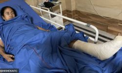 पश्चिम बंगालकी मुख्यमन्त्री बनर्जीमाथि अज्ञात समूहद्वारा आक्रमण