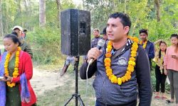 अशिष्ट राजनीतिक प्रदर्शन अन्त्य गर्न निर्वाचनको घोषणा माग