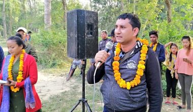 अशिष्ट राजनीतिक प्रदर्शन अन्त्य गर्न निर्वाचनको घोषणा माग
