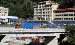 तातोपानी नाकाबाट व्यापार सहज बनाउन माग