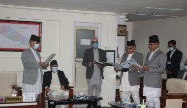 नवनियुक्त न्यायाधीशद्वय सुवेदी र चुडालद्वारा शपथ ग्रहण