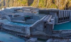 माथिल्लो तामाकोशीको मुख्य सुरुङमा थालियो पानी भर्न