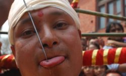 बुद्धकृष्णवांग श्रेष्ठले आठाैं पटक जिब्रो छेड्ने