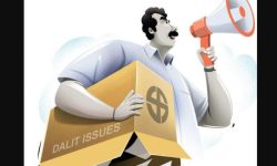 दलितलाई  भान्छाबाट खेदेर, ढाेका खाेल्ने काम