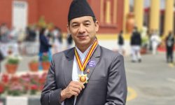 डा. यम बहादुर रोका सुप्रवल जनसेवाश्री पदकबाट विभुषित