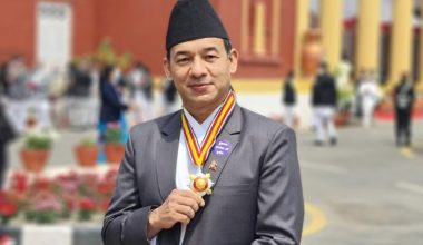 डा. यम बहादुर रोका सुप्रवल जनसेवाश्री पदकबाट विभुषित