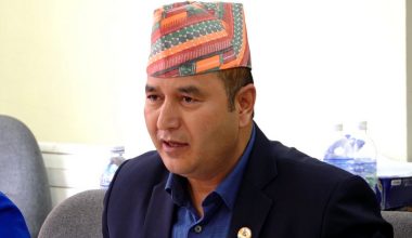 सांसदकै घरमा ढुंगा प्रहार, सर्वसाधारणकाे अवस्था कस्ताे हाेला ?