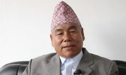 संविधानको रक्षा गर्न नसके प्रजातन्त्र बाँच्दैन : देवप्रसाद गुरुङ