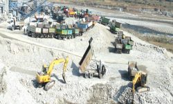 सातै प्रदेशमा नदीजन्य पदार्थको अनुमति नलिई उत्खनन गर्ने कार्य राेक्न माग