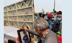 विदेशमा ज्यान गुमाएका नेपालीकाे १७ वटा शव विमानस्थलमा, सरकारकाे आँखा रेमिट्यान्समा